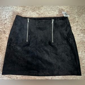 black zipper short skirt size S